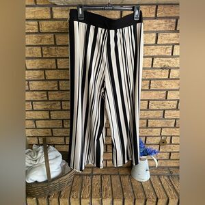 Jones New York pants‎